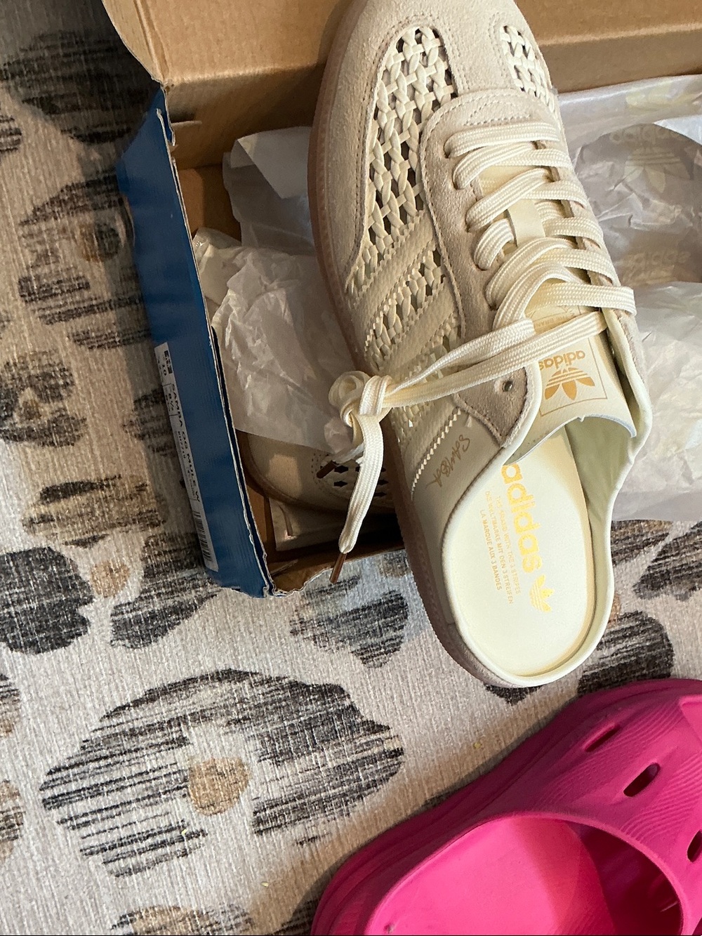 adidas Women’s Cream Woven Lace-Up Sneakers with Light Pink Sole - Picture 3 of 3